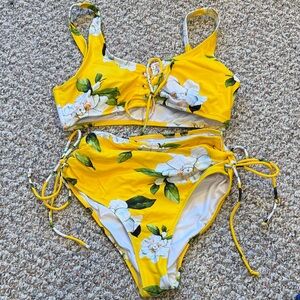 Cupshe Yellow Floral Bikini Set